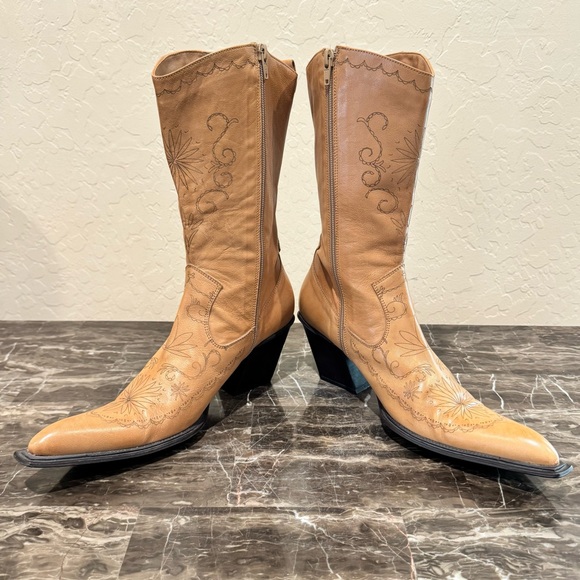 Vintage Colin Stuart Floral Embossed Leather Western Boots - Picture 9 of 15